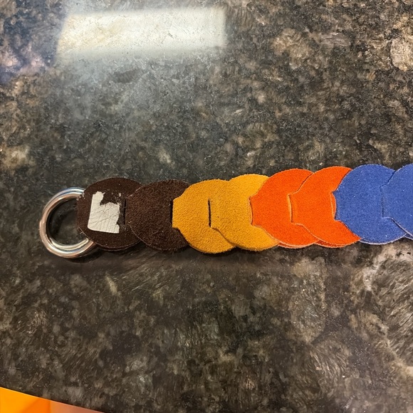 70s Suede Circle Belt - Picture 4 of 5